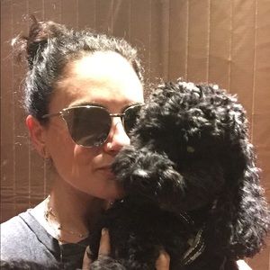 Meet your Posher, Carly